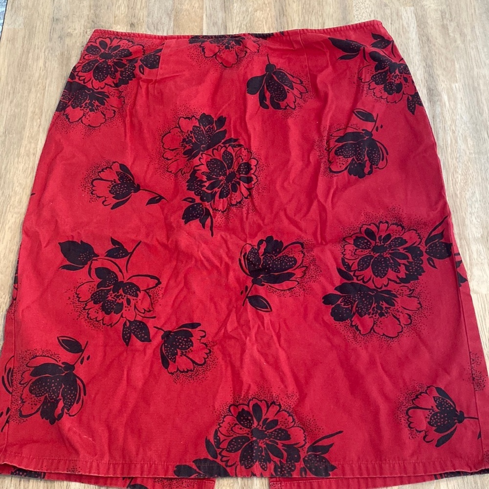 Ann Taylor Loft, Rich Red & Black Floral Skirt - 12